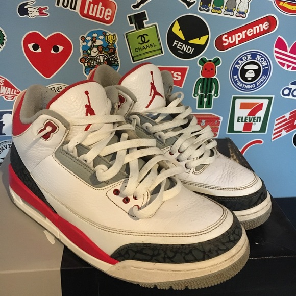 Jordan 3 Retro ‘Fire Red’ - Picture 4 of 5